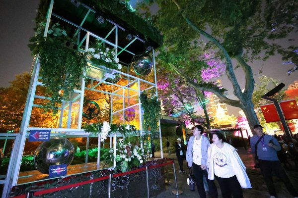 永旺配资 场面 | 假期收尾，静安光影购物SHOW不容错过